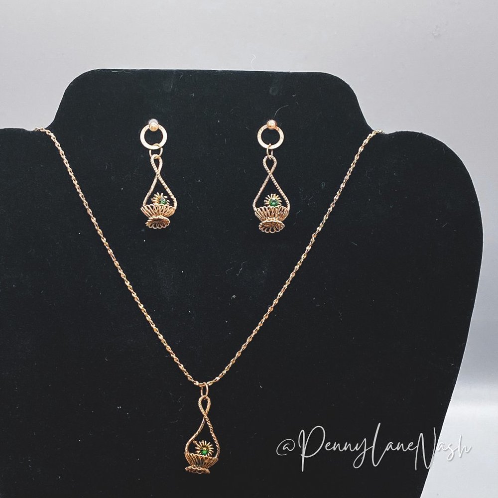 Vintage Circle Lantern Flower Gem Delicate Necklace & Stud Earrings
